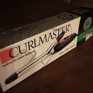 3/4" Professional Spring Curling Iron - Black/Silver